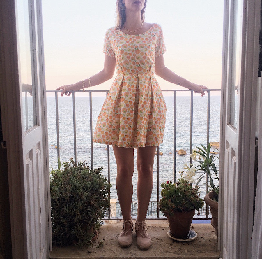 Perfect easy summer dress make: Zeena Dress from Sprout Patterns + By Hand London!